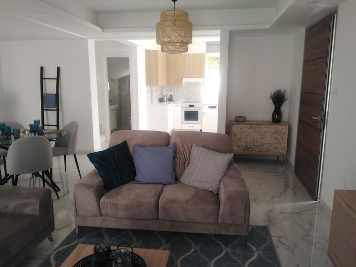 Image No.28-3 Bed Villa for sale