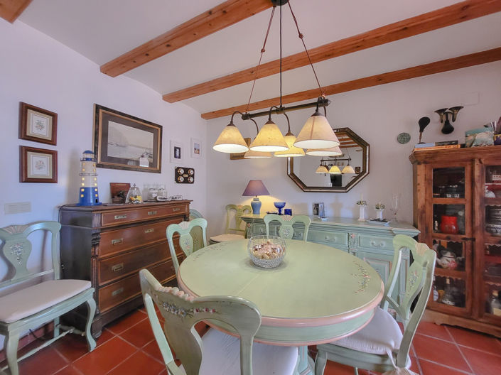 Image No.15-4 Bed Townhouse for sale