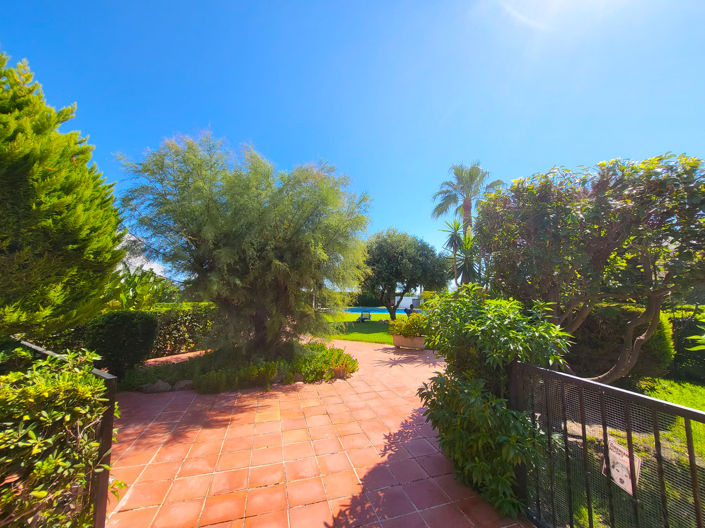 Image No.8-4 Bed Townhouse for sale