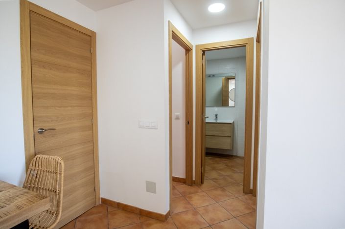 Image No.9-2 Bed Apartment for sale