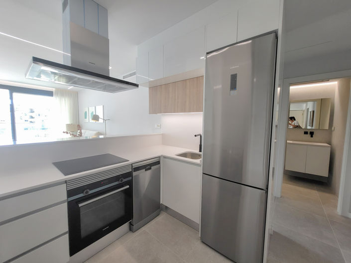 Image No.20-3 Bed Apartment for sale