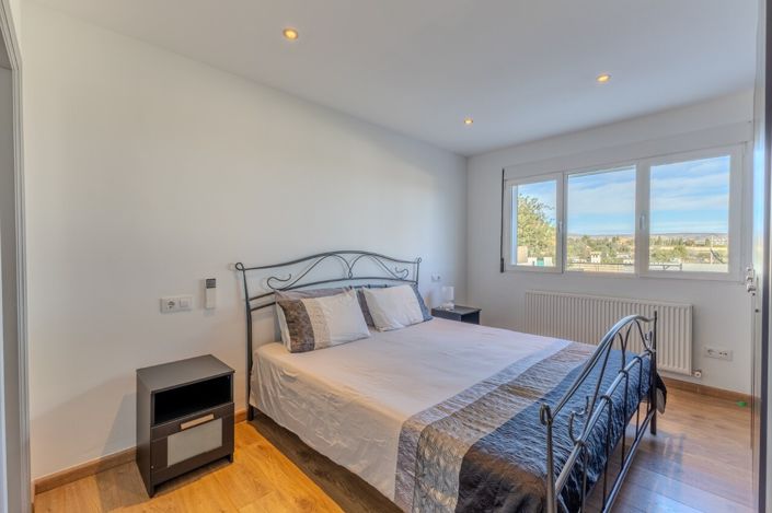 Image No.21-7 Bed Villa for sale