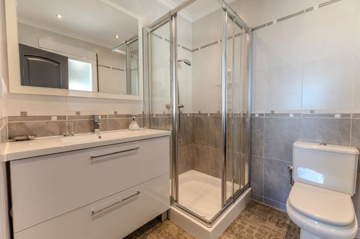 Image No.23-7 Bed Villa for sale