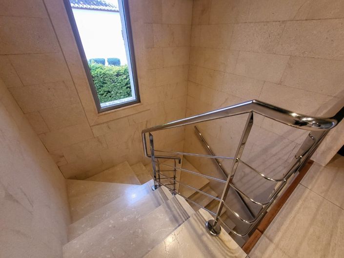 Image No.25-5 Bed Villa for sale