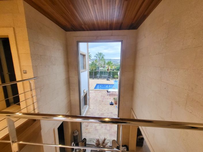 Image No.27-5 Bed Villa for sale