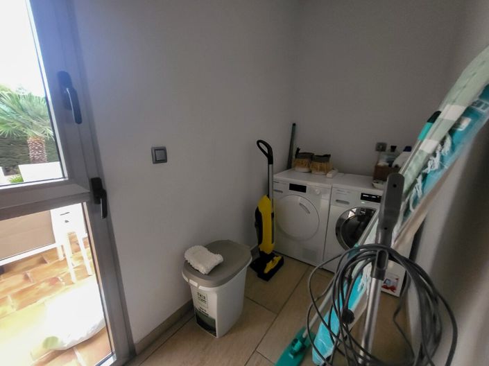 Image No.33-5 Bed Villa for sale