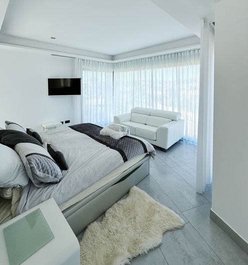 Image No.9-5 Bed Villa for sale