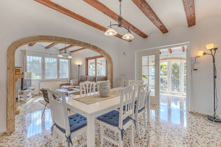 Image No.12-4 Bed Villa for sale