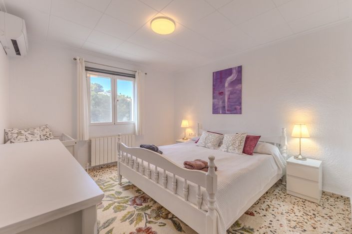 Image No.25-4 Bed Villa for sale