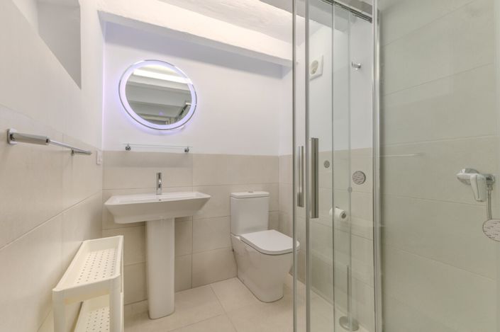 Image No.36-4 Bed Villa for sale