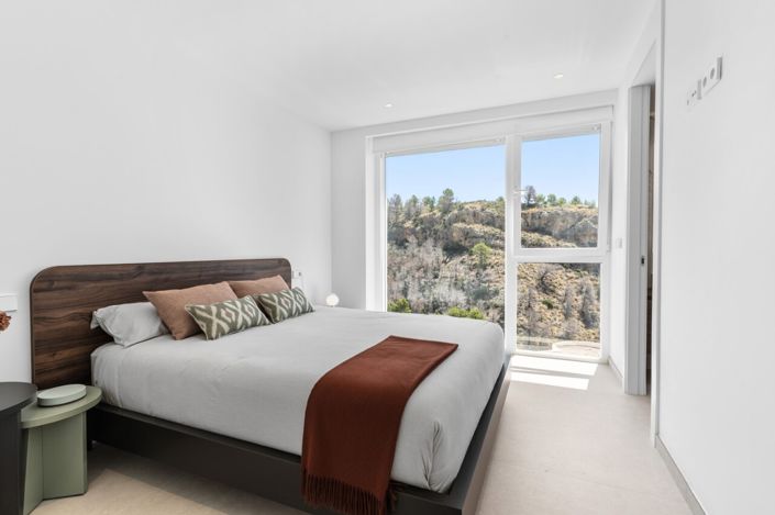 Image No.12-4 Bed Villa for sale