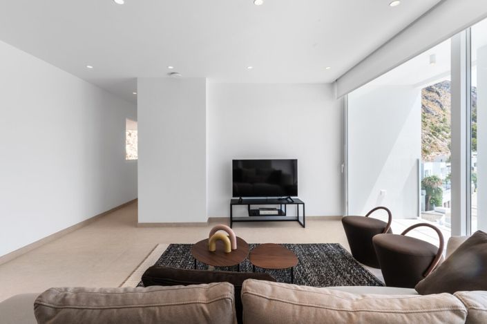 Image No.8-4 Bed Villa for sale