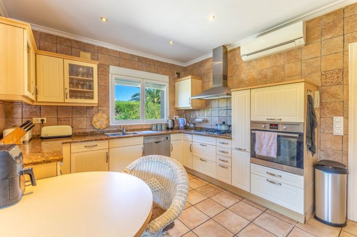 Image No.5-3 Bed Villa for sale