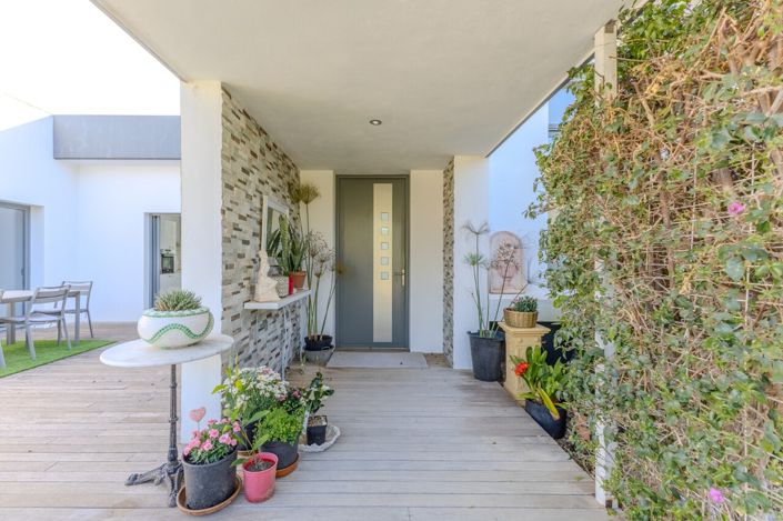 Image No.11-4 Bed Villa for sale