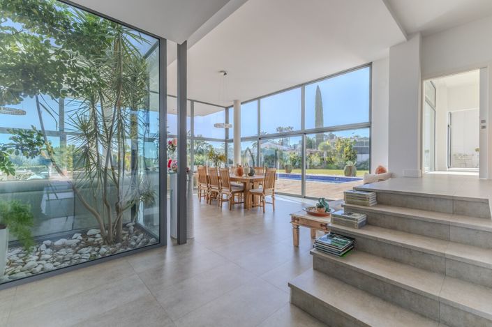 Image No.13-4 Bed Villa for sale