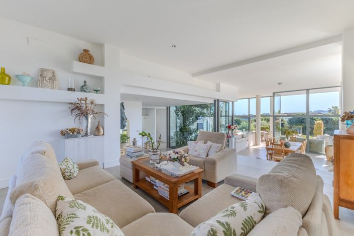 Image No.17-4 Bed Villa for sale