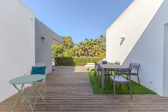 Image No.26-4 Bed Villa for sale