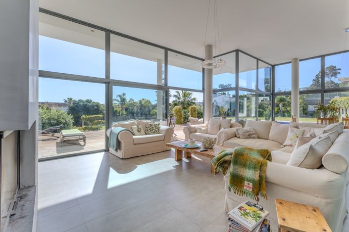 Image No.4-4 Bed Villa for sale