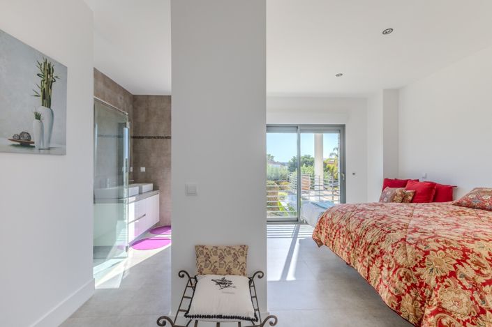 Image No.31-4 Bed Villa for sale