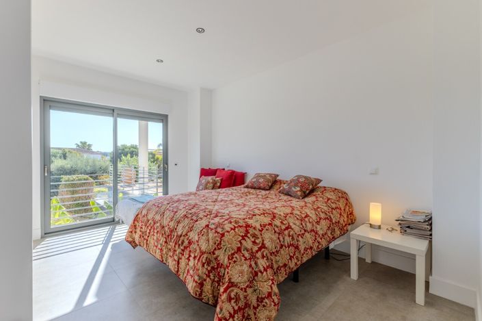 Image No.32-4 Bed Villa for sale