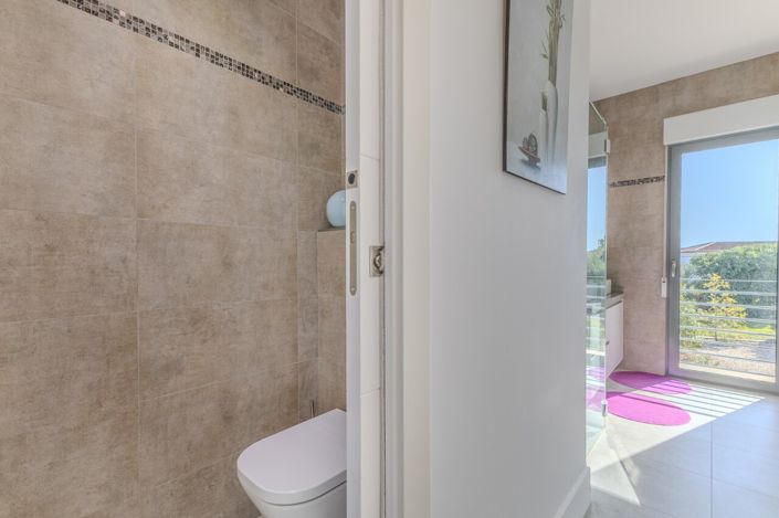 Image No.34-4 Bed Villa for sale