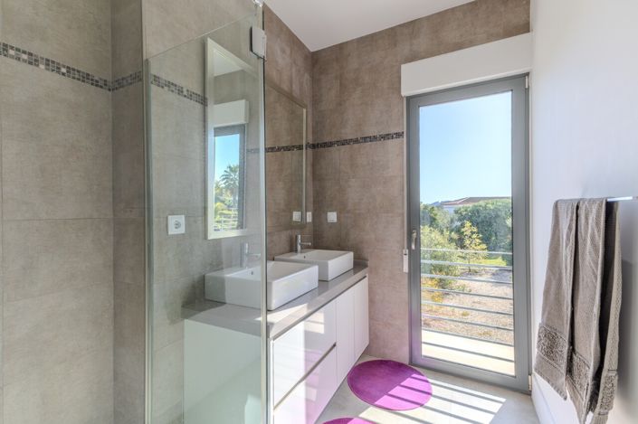 Image No.35-4 Bed Villa for sale