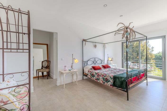 Image No.37-4 Bed Villa for sale