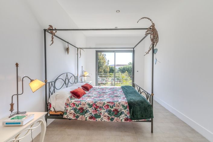 Image No.38-4 Bed Villa for sale