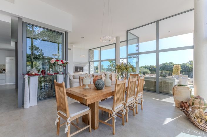 Image No.5-4 Bed Villa for sale