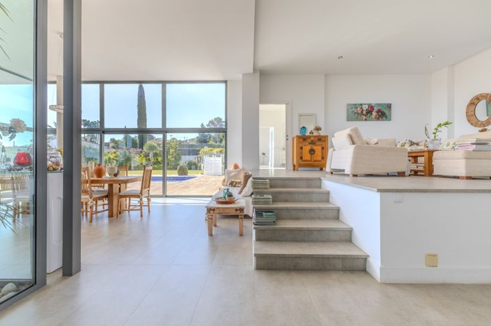 Image No.43-4 Bed Villa for sale