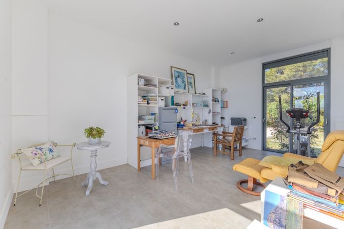 Image No.51-4 Bed Villa for sale