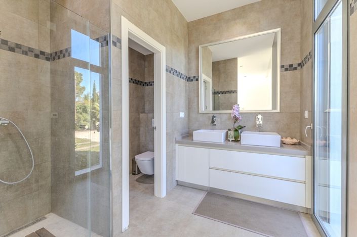 Image No.8-4 Bed Villa for sale