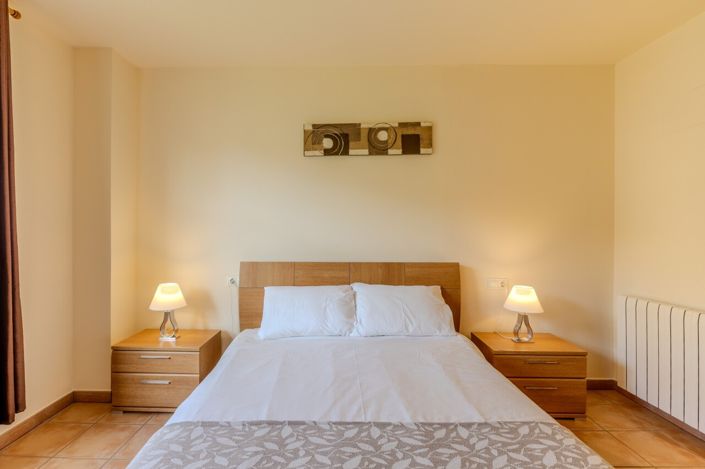 Image No.34-2 Bed Apartment for sale