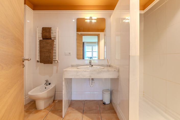 Image No.36-2 Bed Apartment for sale