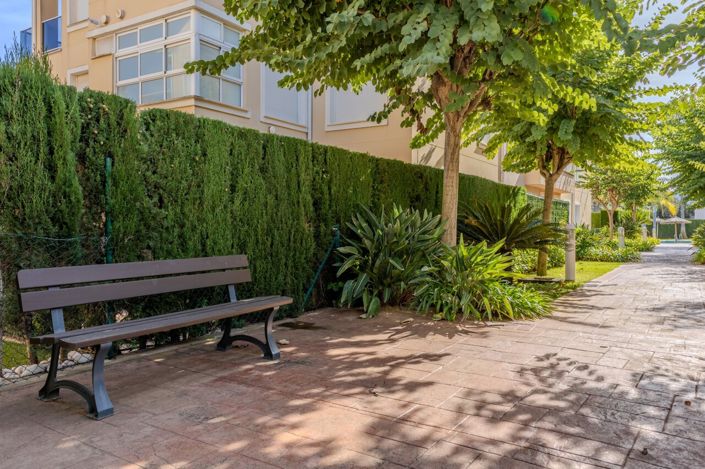 Image No.40-2 Bed Apartment for sale