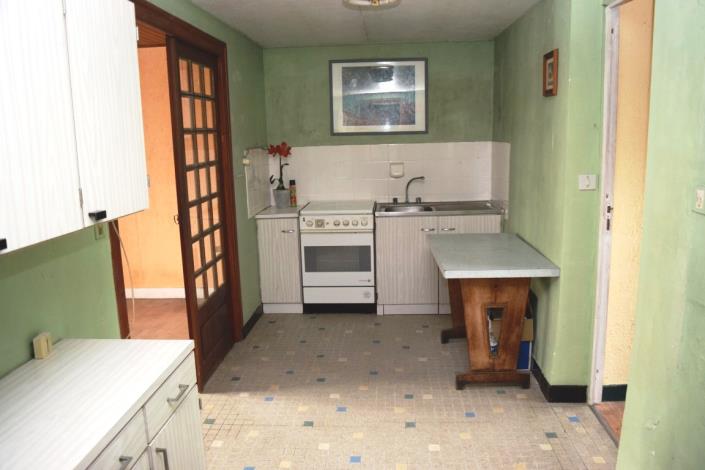 Image No.7-5 Bed House for sale