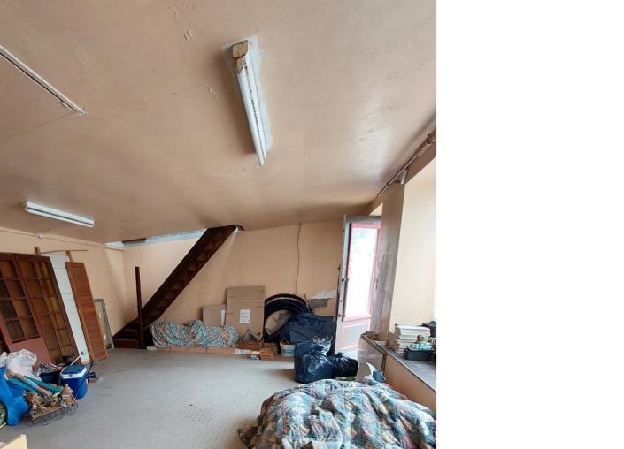 Image No.12-5 Bed House for sale