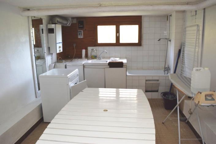 Image No.19-2 Bed House for sale