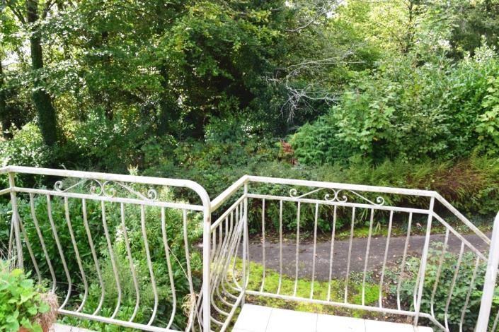 Image No.5-2 Bed House for sale