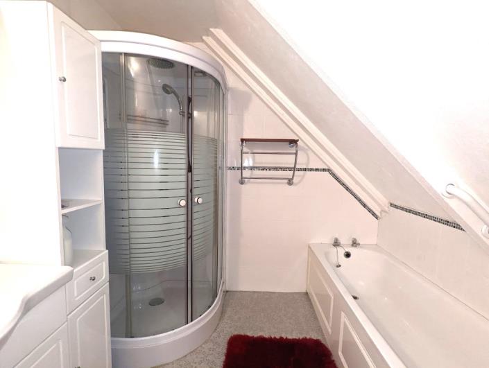 Image No.26-2 Bed House for sale