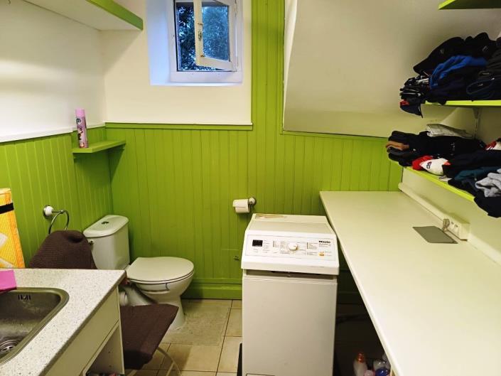 Image No.10-2 Bed House for sale