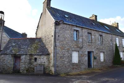 1 - Maël-Pestivien, House
