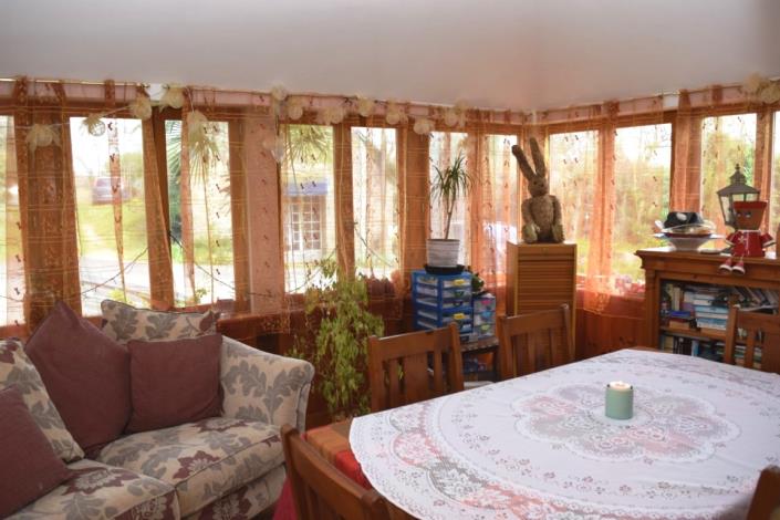 Image No.12-4 Bed House for sale