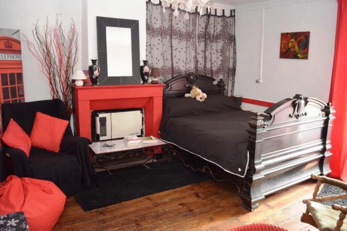 Image No.21-5 Bed House for sale