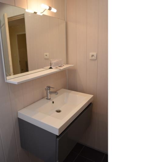 Image No.17-3 Bed House for sale