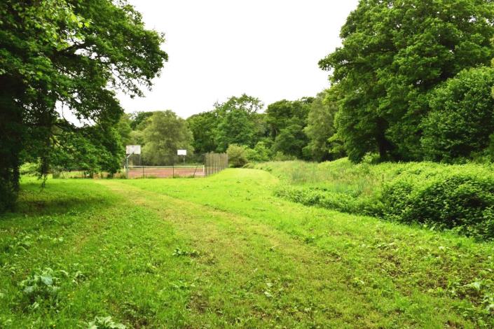 Image No.33-6 Bed House for sale