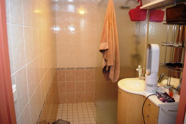 Image No.15-6 Bed House for sale