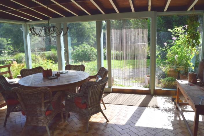 Image No.18-6 Bed House for sale