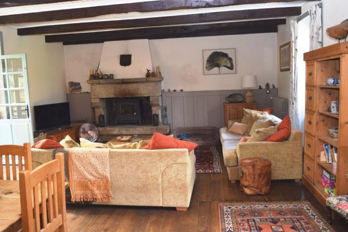 Image No.14-6 Bed House for sale