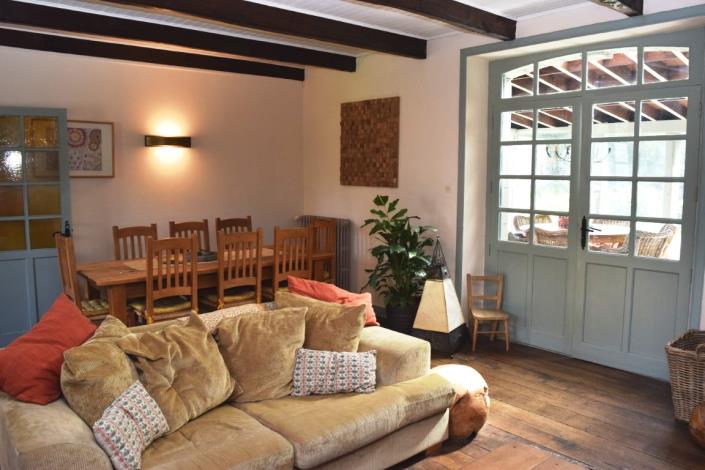 Image No.15-6 Bed House for sale